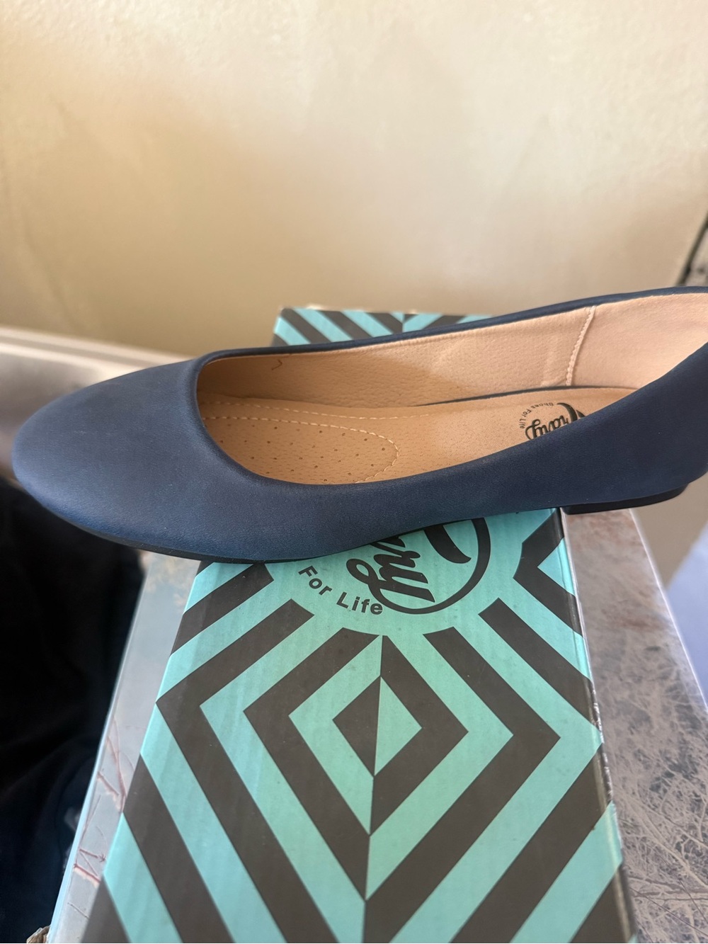 Trary Navy Blue Round-Toe Ballet Flat